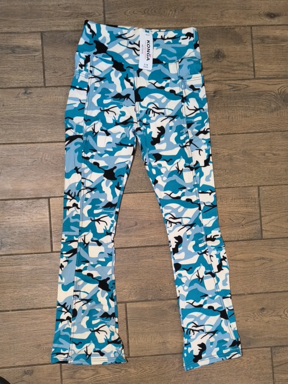 Kong Blue Teal & White Camo Leggings